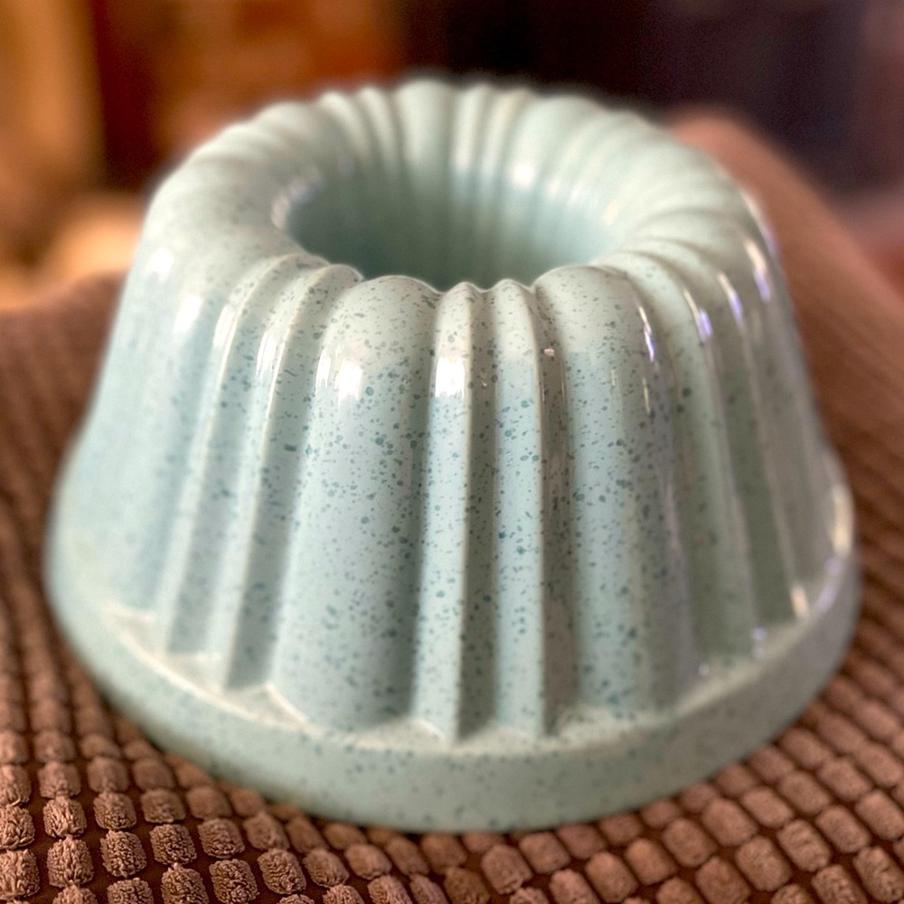 PAULA DEEN STONEWARE CERAMIC BUNDT CAKE FLUTED BAKING PAN TEAL BLUE SPECKLED